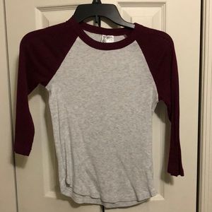H&M Divided 3/4 baseball T-shirt